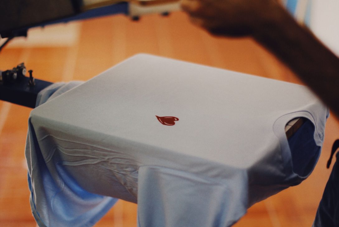 Foto de Alexey Demidov de Pexels: https://www.pexels.com/es-es/foto/white-printer-paper-on-table-9314012/